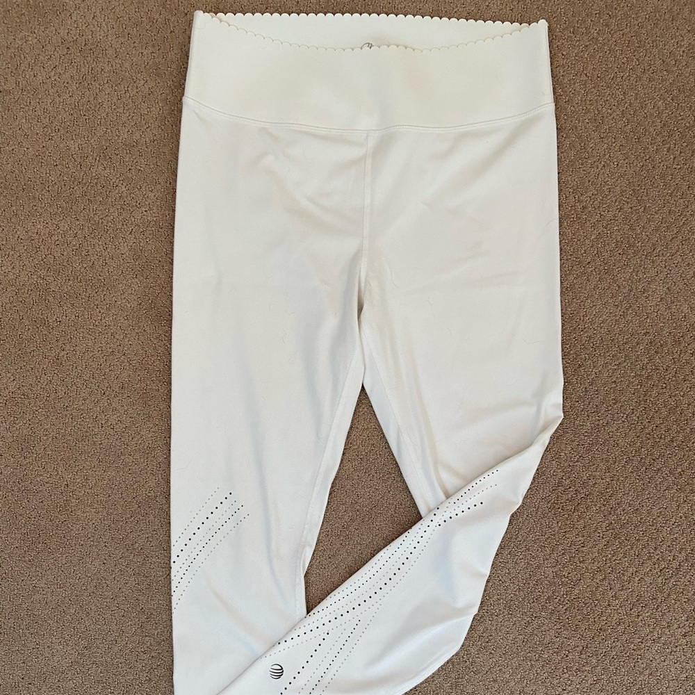MPG Tights with Scalloped Hem